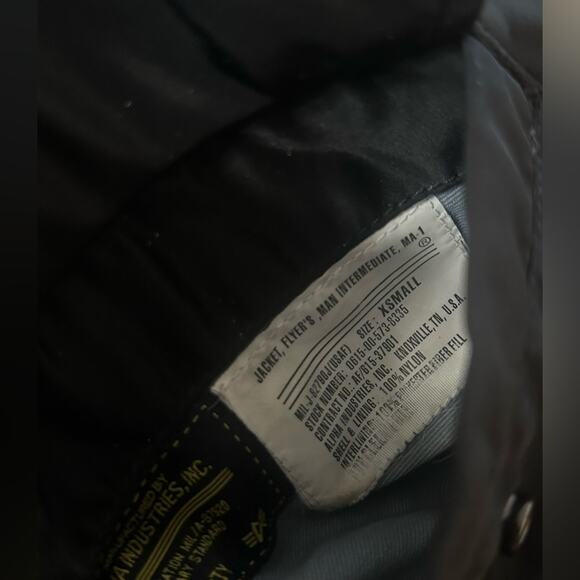 MA1 Bomber Jacket Alpha Industries Black Slim Fit Men’s Bomber Jacket XS - Picture 6 of 7